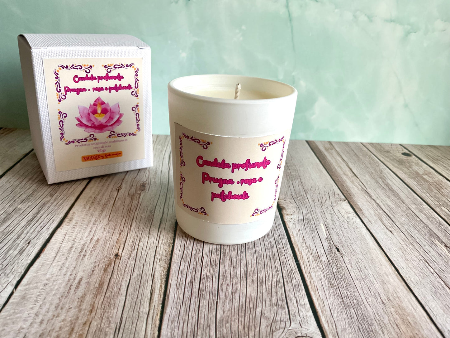 Candela Prugna, rosa e patchouli